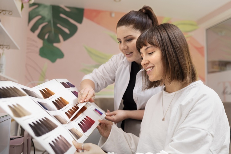 Шаг к идеальному цвету: краситель с аммиаком или без – что лучше?